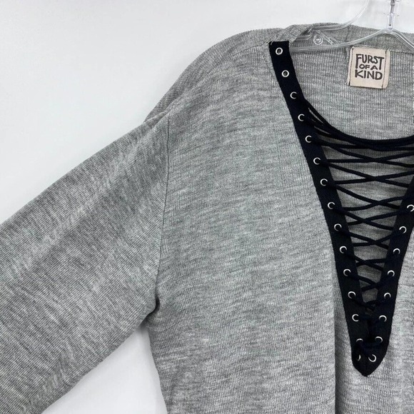 LF Furst of a Kind Vintage Repurposed Lace-Up Grandpa Sweater Gray One Size - Picture 2 of 5